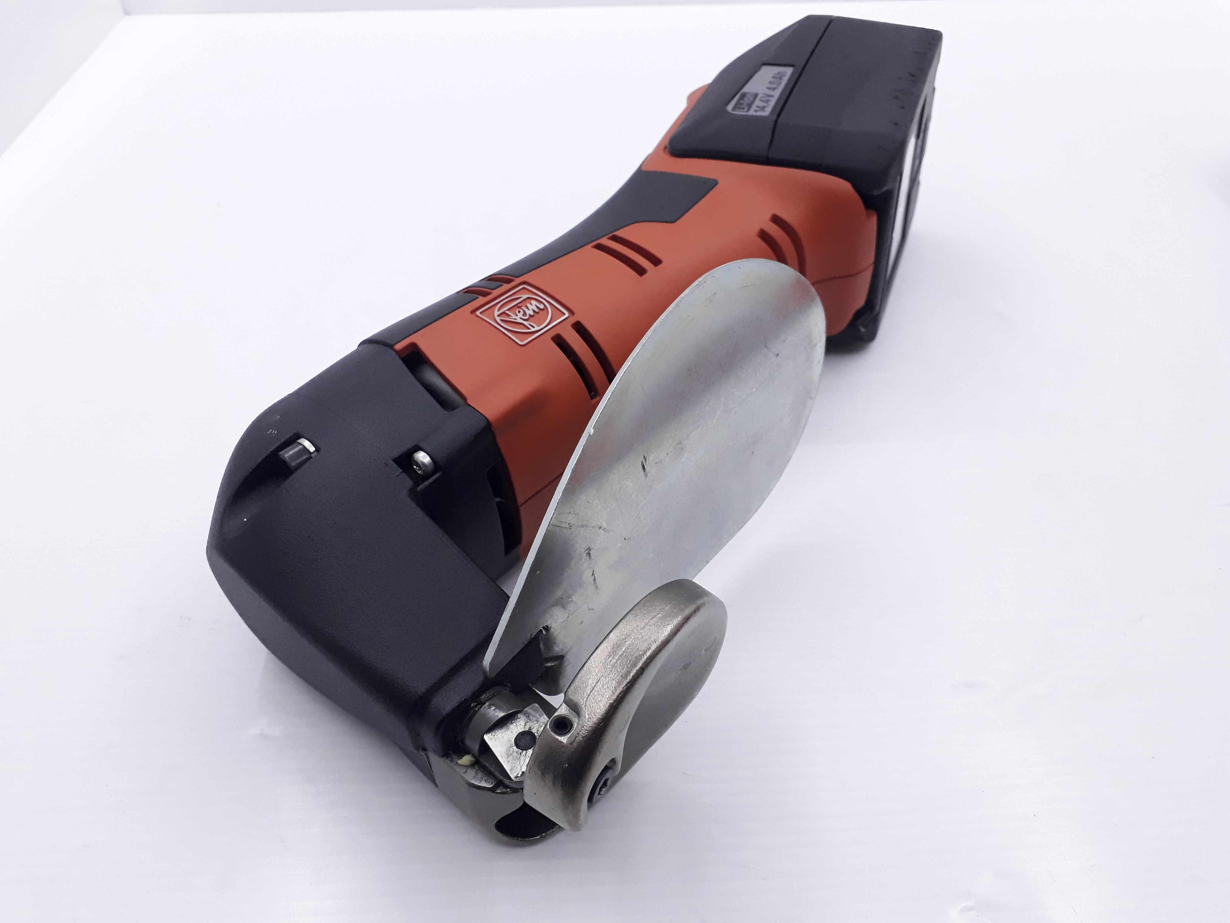 เครื่องตัดเหล็กไฟฟ้า รุ่น ABLS 1.6 E DEMO (Tools) (เครื่องเปล่า)